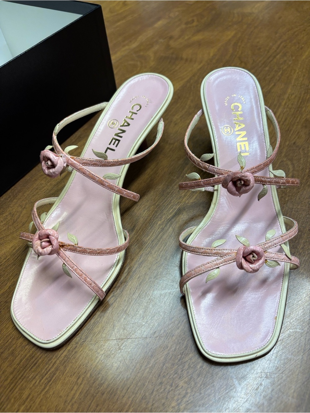 CHANEL 2001 Vintage Karl Lagerfeld Light Pink Rosebud Leather Heels | size 38.5